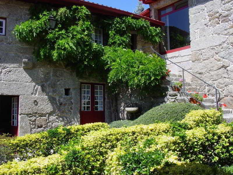 Quinta De Cima De Eiriz Guest House Guimaraes Exterior photo