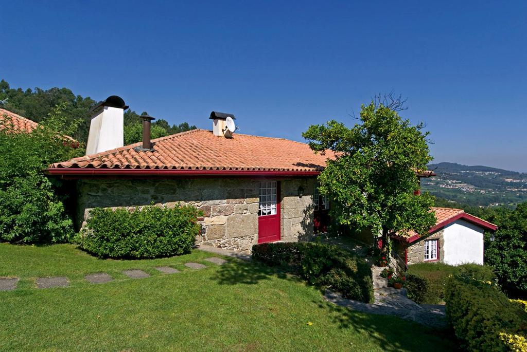 Quinta De Cima De Eiriz Guest House Guimaraes Exterior photo