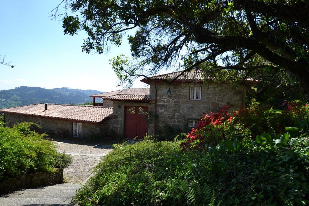 Quinta De Cima De Eiriz Guest House Guimaraes Exterior photo