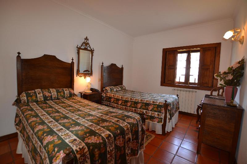 Quinta De Cima De Eiriz Guest House Guimaraes Exterior photo